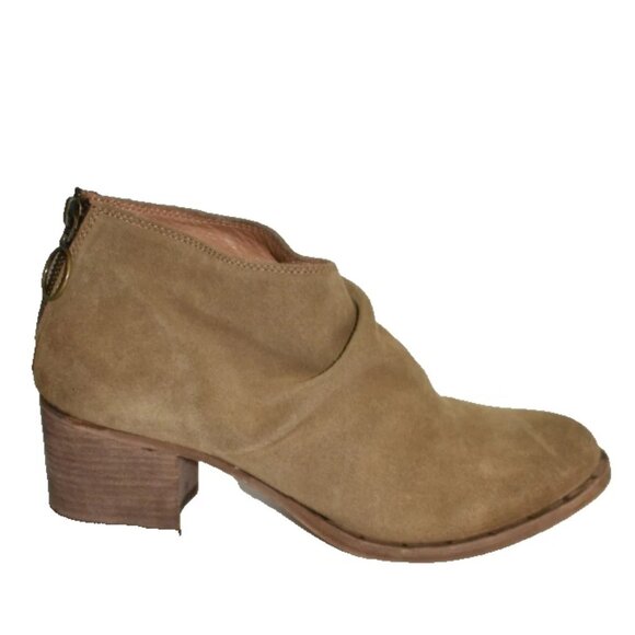 New! Beek Eaglet Block Heel Bootie Tan Brown Suede Size 8.5  New! Beek Eaglet Block Heel Bootie Tan Brown Suede Size 8.5 US DD492
